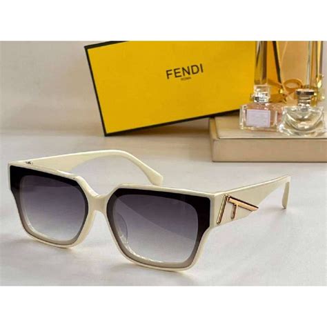 fendi gözlük beyaz|fendi incili güneş.